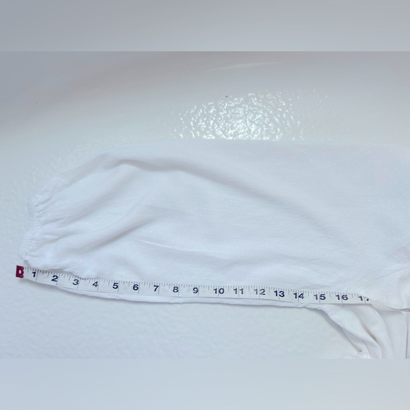 52.LULUS  Women's White Blouse Lantern Sleeve Sweetheart Neck,Ruffle Hem
Size XL - Picture 8 of 12